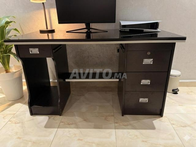 مكاتب عصرية للبيع - 2