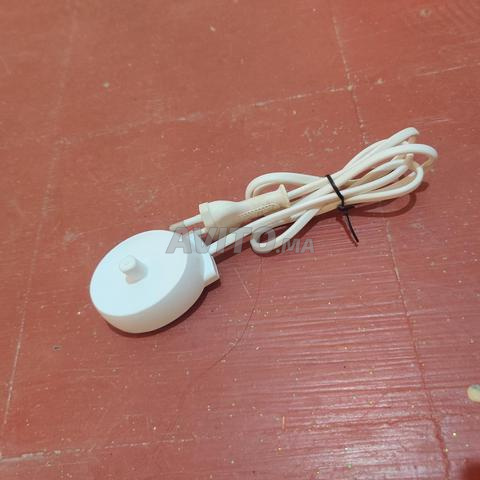 Chargeur brosse à dents électrique - 2