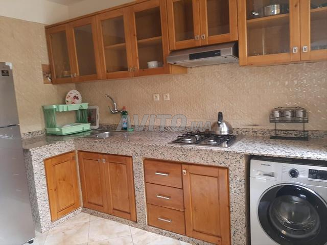 Appartement très propre meublé - image 5