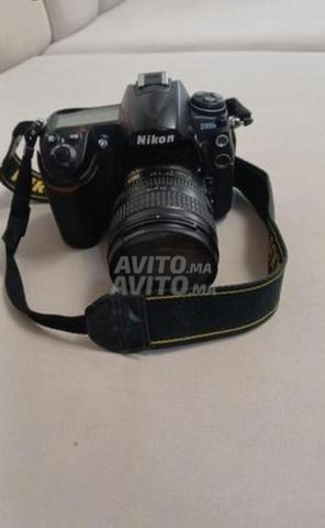 كاميرا نيكون D300s مع شاحن وبطارية - 2