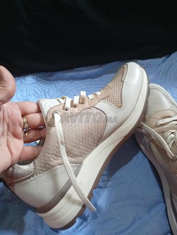 حذاء رياضي جديد ماركة - 2