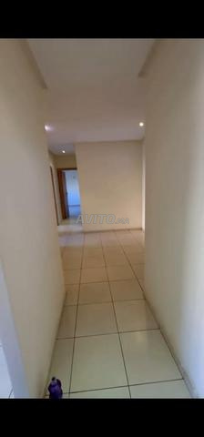 Appartement vide 3 chambres à louer ain mezouar - image 4