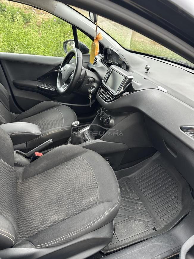 Peugeot 208 - 2019