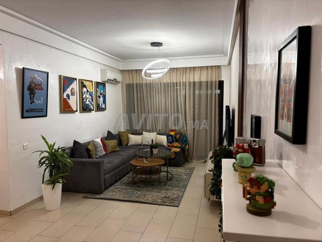 Studio meublé haut standing – CFC – 98 m²