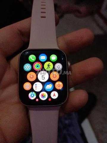 ساعة أبل SE 2023 - 2