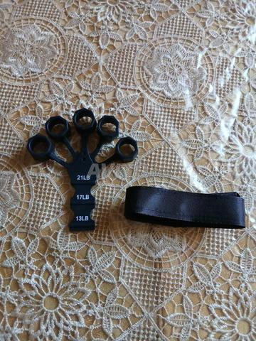 مدرب 5 أصابع من السيليكون - 2