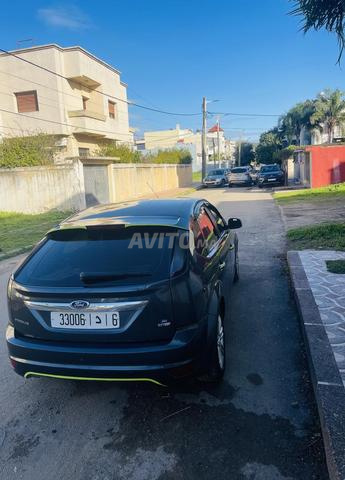 Ford Focus Ghia l3amra - 2