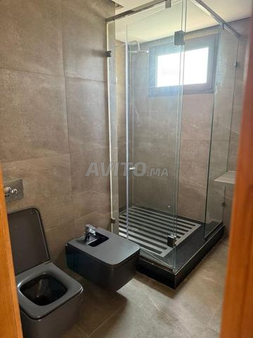 شقة فاخرة جداً للإيجار - 2