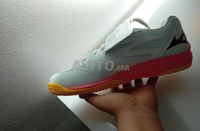 أحذية كرة الطائرة مقاس 42 - 2