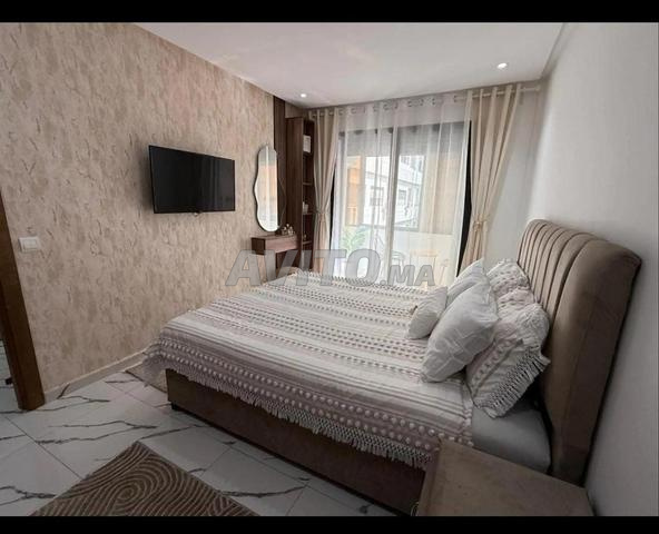 Location Studio Meublé Neuf - 2