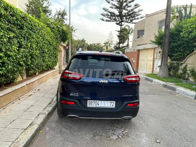 Jeep Cherokee Limited modèle 2016 première main - 2