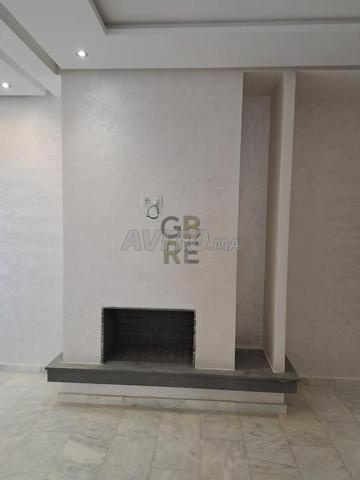 شقة جديدة جميلة للإيجار في المنزه - 2