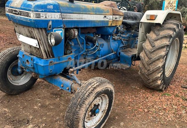 Tracteur Ford 5610