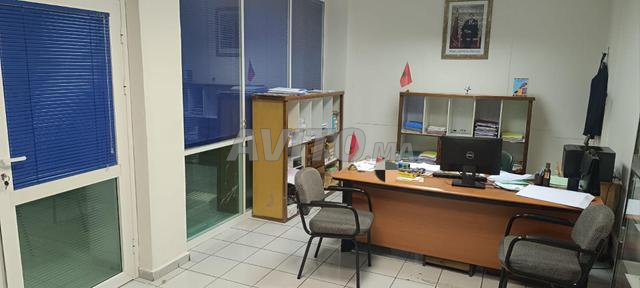 Plateau bureau à vendre ou à louer