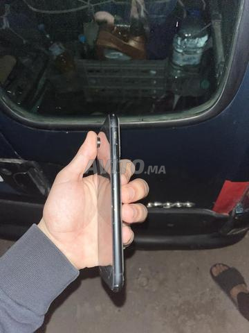 iPhone XR encore propre tout est original