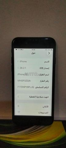iPhone SE neuf propre