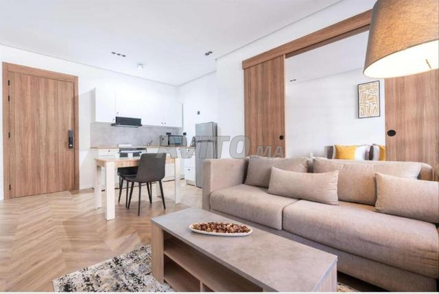STUDIO NEUF MEUBLÉ À MAARIF - 2