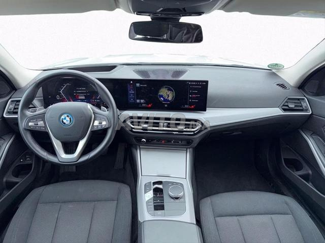 BMW Série 3 Hybride Automatique 2023 à Marrakech - 2