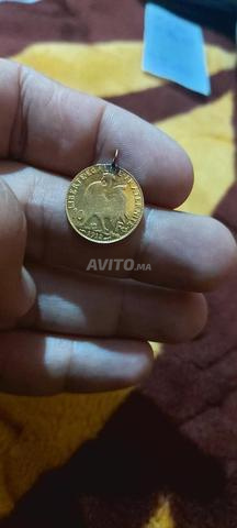 القلادة الذهبية الأصلية القديمة أو 21 قيراط