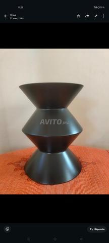 طاولة جانبية من الراتنج - 2