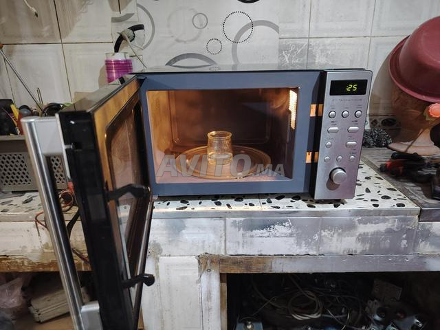 ميكروويف مستورد بحالة جيدة جداً - 2