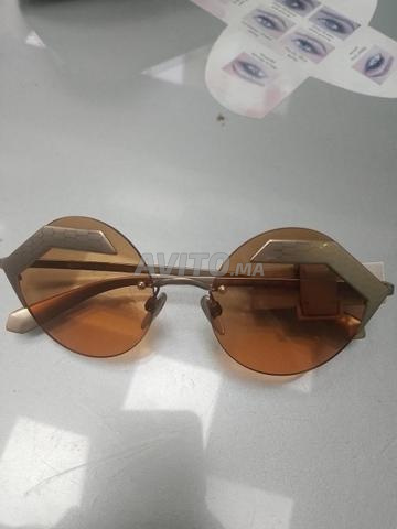 بلغاري شمسي أصلي عليه عرض