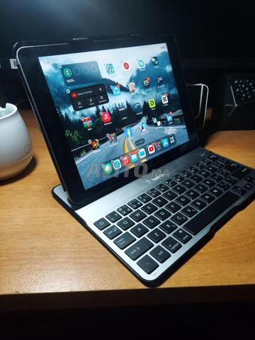 iPad 6ème génération 128Go avec clavier - 2