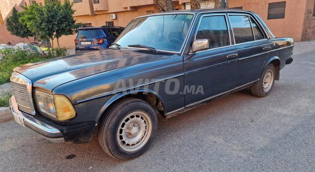 Mercedes-Benz 240 Diesel Manuelle 1981 à Marrakech