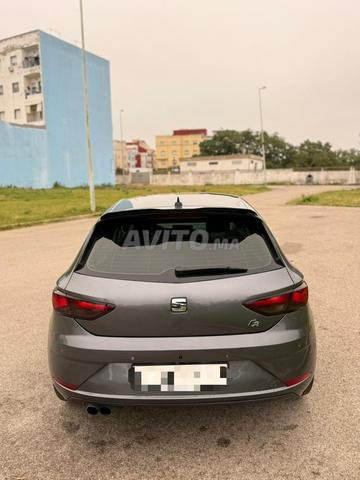 Seat Leon Diesel Manuelle 2018 à Larache - 2