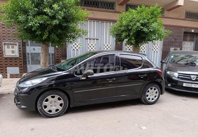 Peugeot 207 Diesel Manuelle 2011 à Tanger