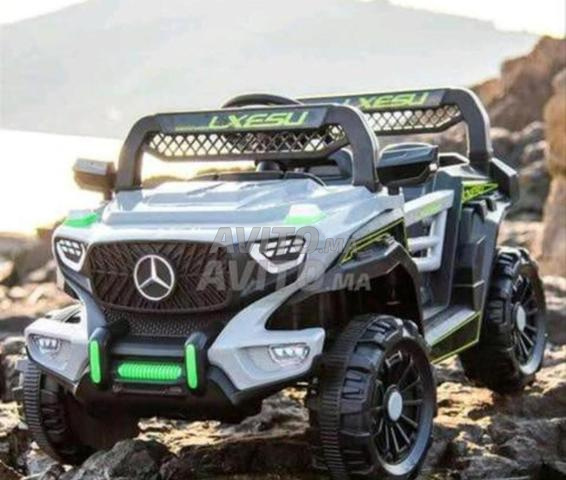 La Voiture Mercedes mini - 2