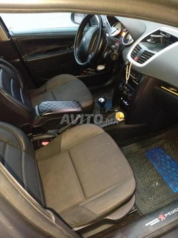 سيارة بحالة ممتازة، ما شاء الله