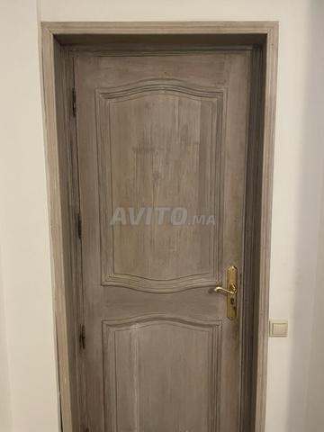 12 بابًا من الخشب الصلب - 2