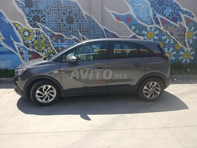 أوبل كروسلاند إكس 2020 ديزل نظيفة جداً - 2