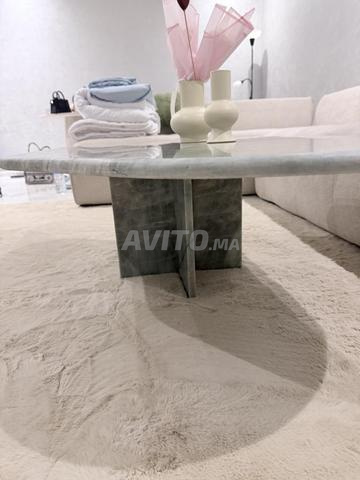 Table basse en marbre brésilien massif - 2