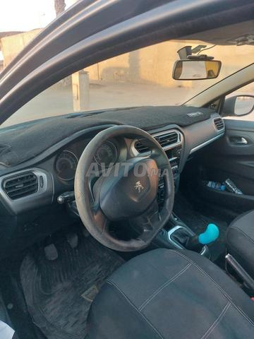 سيارة للبيع بأكادير - 2