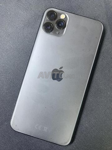 iPhone 11 Pro Max 64 Go batterie 72