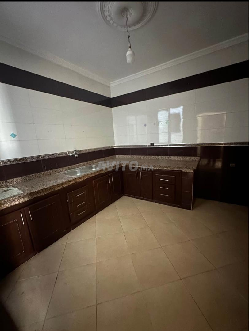 Appartement vide à louer Aïn Chock près de l'école Banque Populaire - image 5