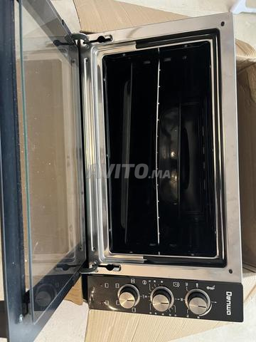 فرن بحالة ممتازة Denwa