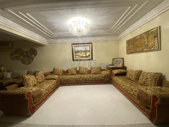 صالون متعدد الألوان - 2