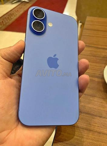 iPhone 17 256Go batterie 100% encore neuf