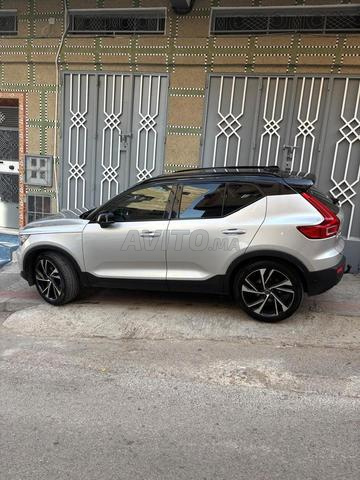 Volvo XC40 Diesel Automatique 2019 à Tanger - 2