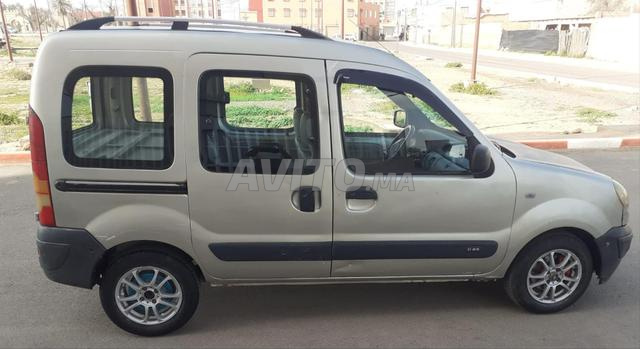Kangoo D65 voiture 6 six portes, en bon état - 2