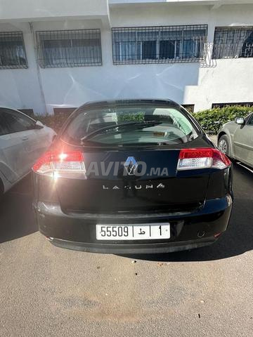 Renault Laguna Essence Manuelle 2010 à Rabat - 2