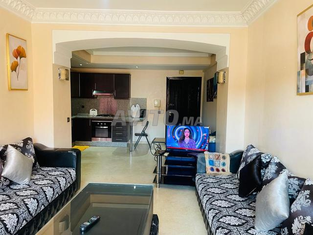 شقة مطلة على الشارع - 2