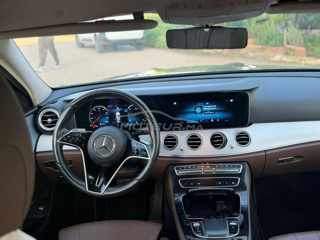 Mercedes-Benz 220 / whatsapp