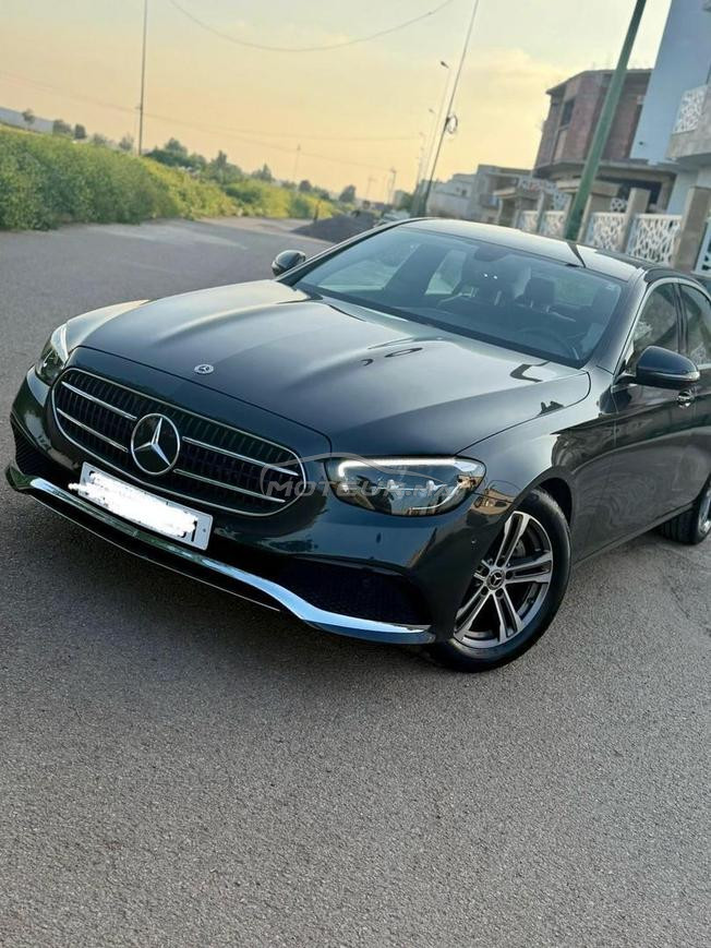Mercedes-Benz 220 / whatsapp