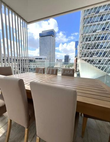 Bel appartement Finance City