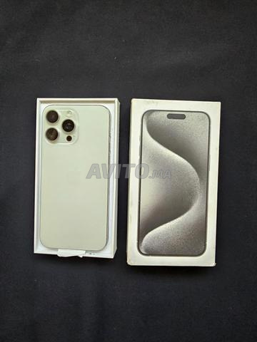 iPhone 15 Pro Max Esim