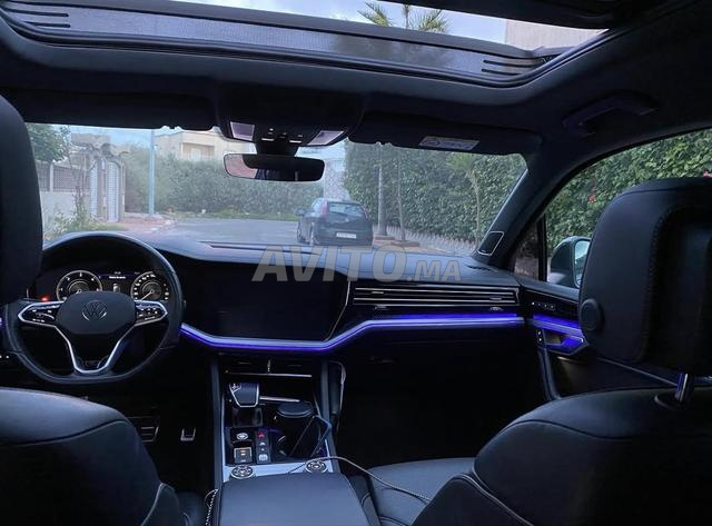 فولكس فاجن طوارق R-Line